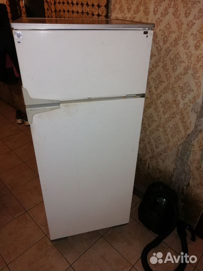 Холодильник бу