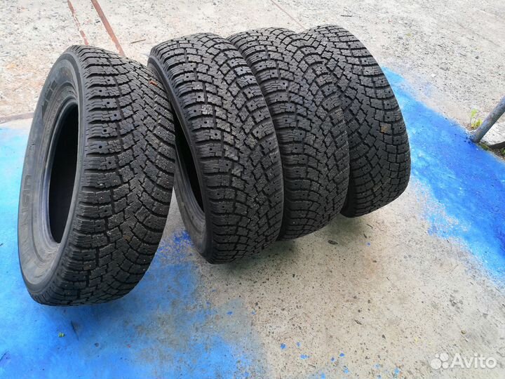 Nokian Tyres Hakkapeliitta 10 265/70 R17