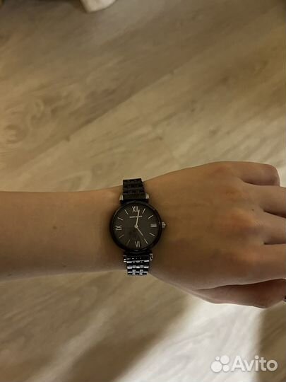 Часы наручные женские Sunlight