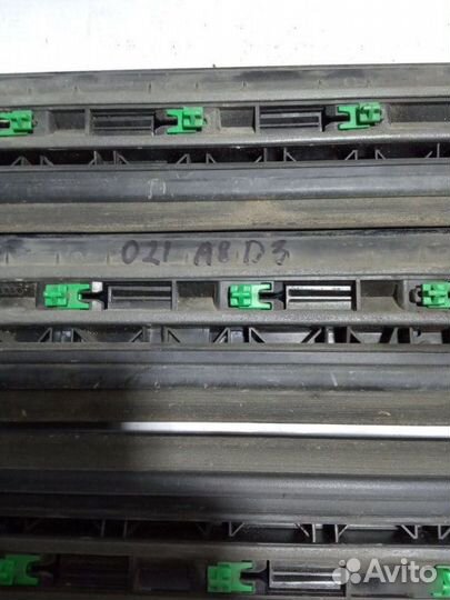 Молдинги дверей Audi A8 D3