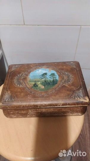Шкатулка старинная деревянная