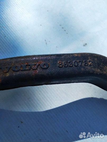 Рычаг задний левый 8630782
