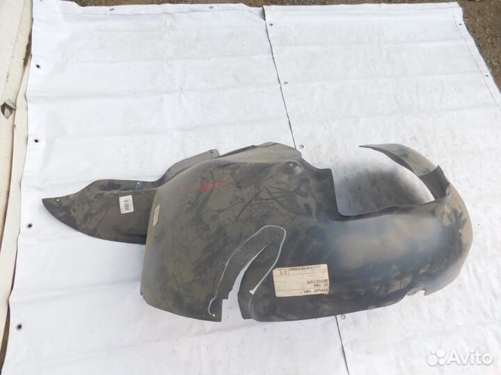 Подкрылок передний левый Volkswagen Touran 03-10