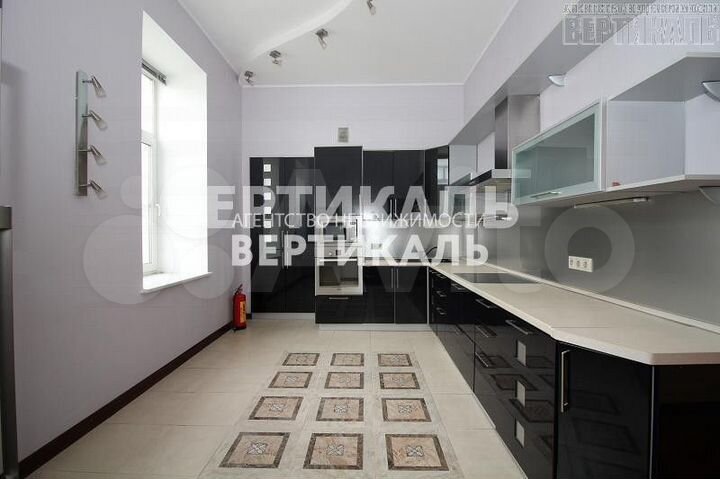 5-к. квартира, 190 м², 7/7 эт.