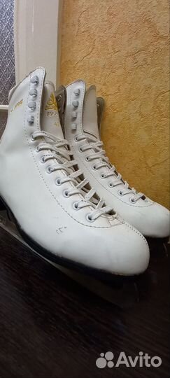 Коньки фигурные