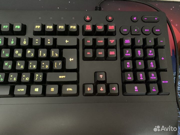 Игровая клавиатура logitech g213