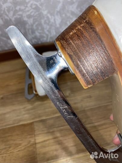 Коньки фигурные Axel