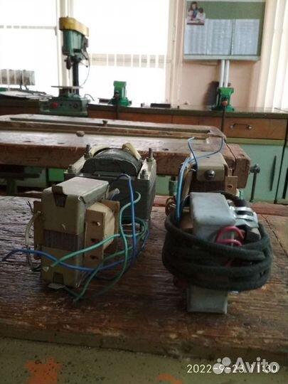 Трансформаторы. Понижающие 220/12 и т.д