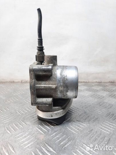 Дроссельная заслонка Renault Megane кабриолет 2.0