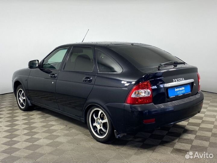 LADA Priora 1.6 МТ, 2011, 196 483 км