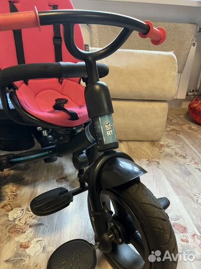Детский велосипед с родительской ручкой