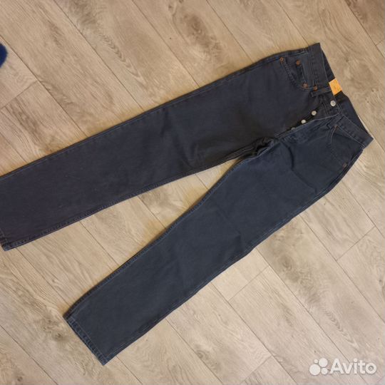 Новые джинсы Levi's 501, размер 26-32