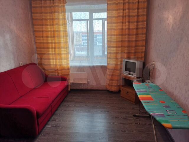 2-к. квартира, 54 м², 8/10 эт.