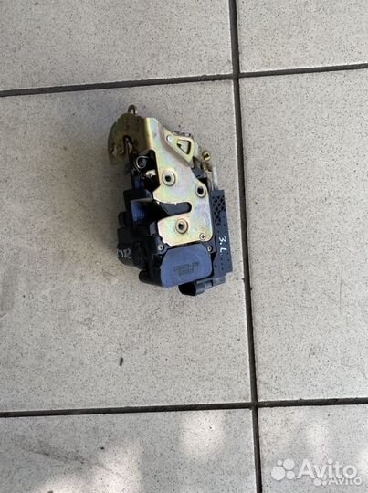 Замок двери задний левый Vortex Estina