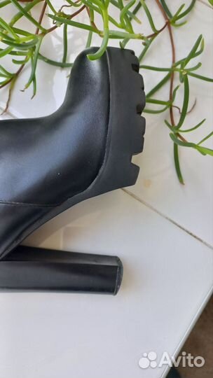 Ботильоны женские 38 размер на каблуке
