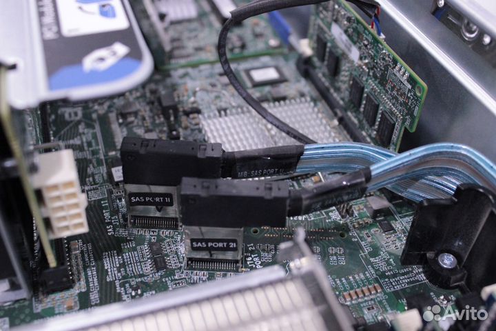 Сервер HP Proliant DL380p Gen8 Xeon 2696vHP p420 2