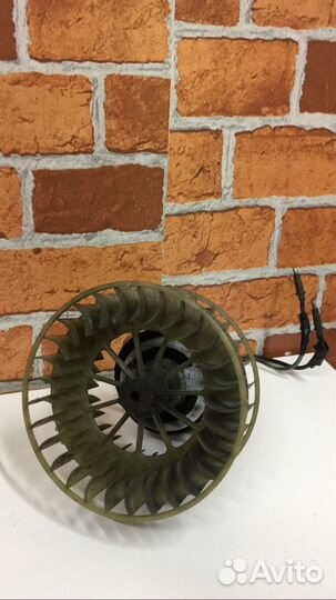 Моторчик печки saab 9000