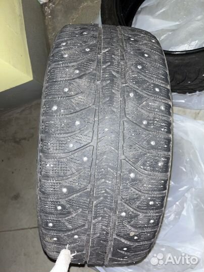 Bridgestone Ice Cruiser 7000 235/40 R18