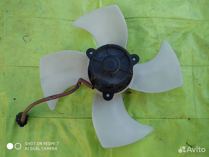 Вентилятор охлаждения левый Subaru Outback BP9 06г