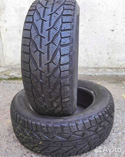Taurus SUV Winter 225/60 R17 103V