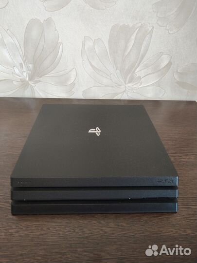 Sony playstation 4 pro 1tb