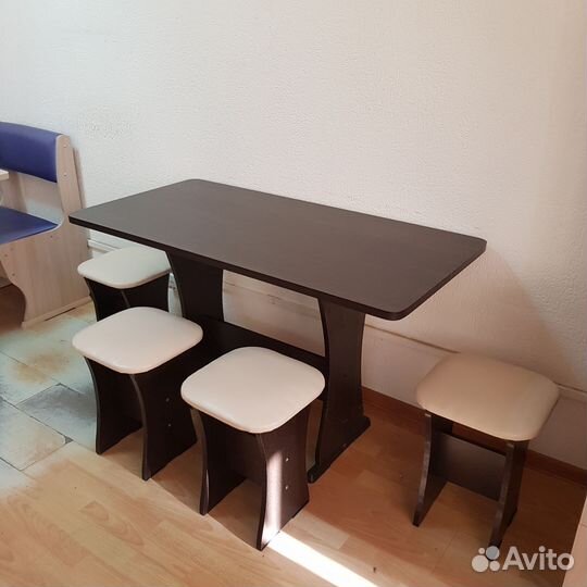 Обеденная группа Венге/Шампань