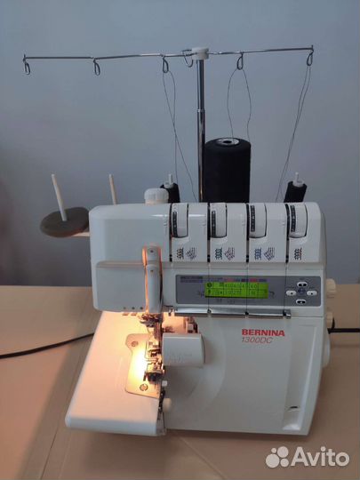Bernina 1300DC коверлок, оверлок+распошивалка