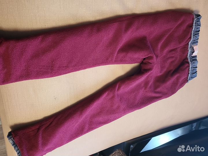 Джемпер и джинсы теплые 104 размера