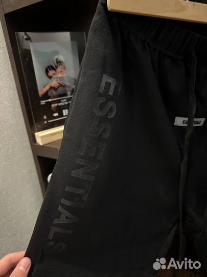 Шорты essentials