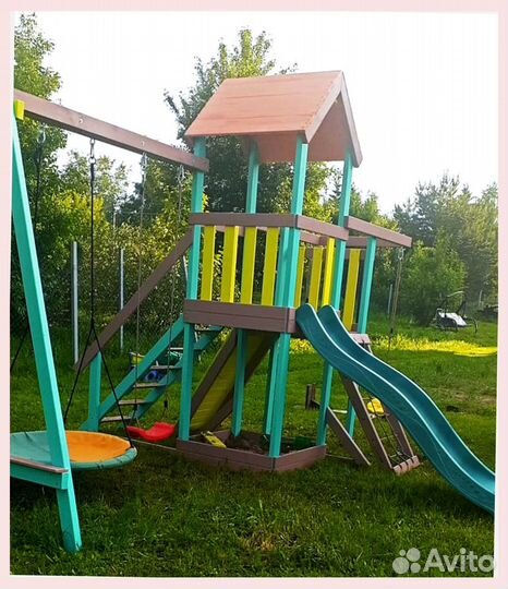 Детская площадка со скалодромом