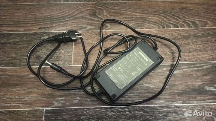 2А зарядное устройство для Li-Po батареи 24В