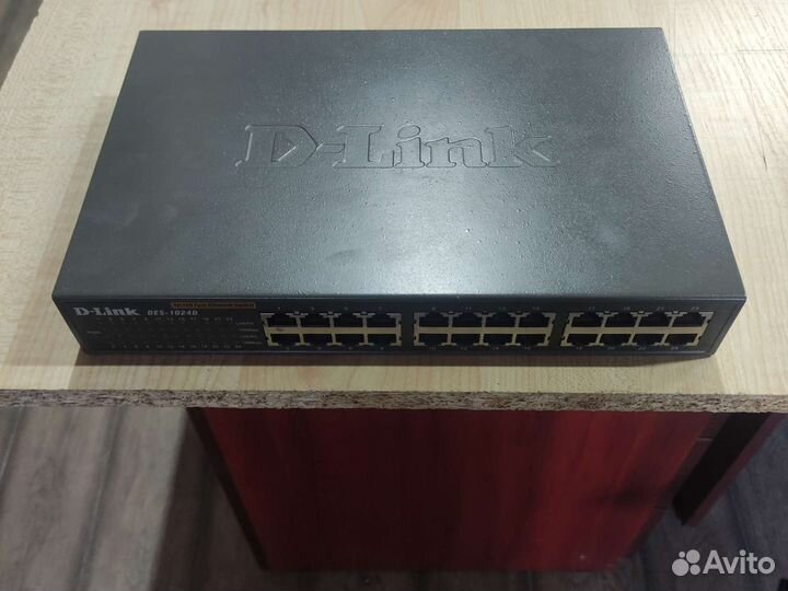 Коммутатор D-link des-1024d