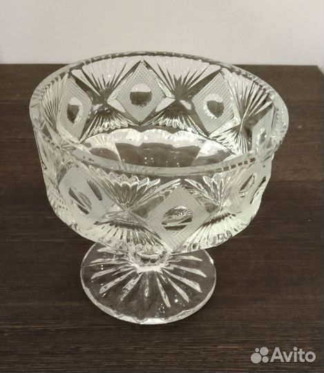 Ваза хрустальная на ножке СССР