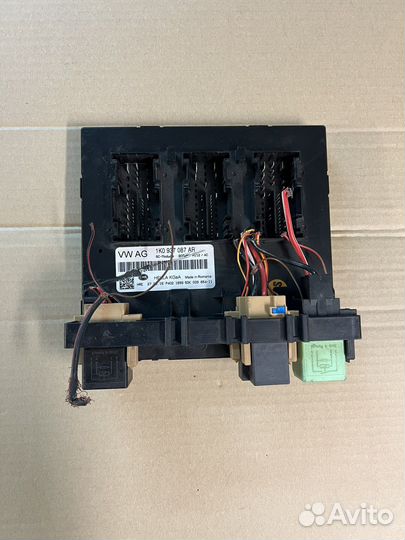 Блок комфорта BCM блок Skoda Octavia A5