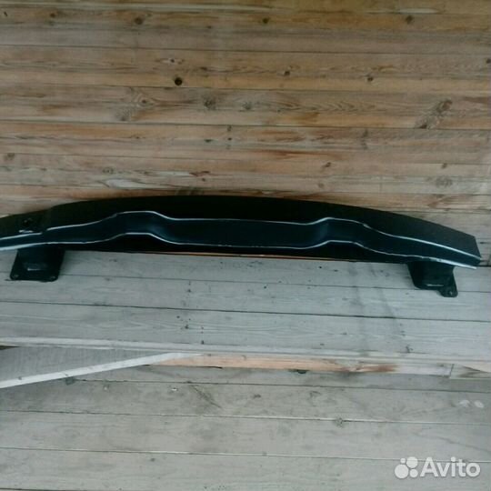 Усилитель заднего бампера