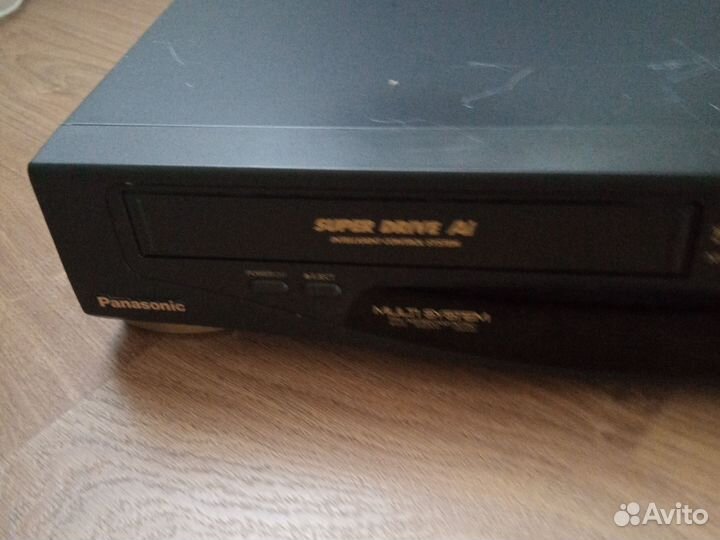 Видеомагнитофон panasonic