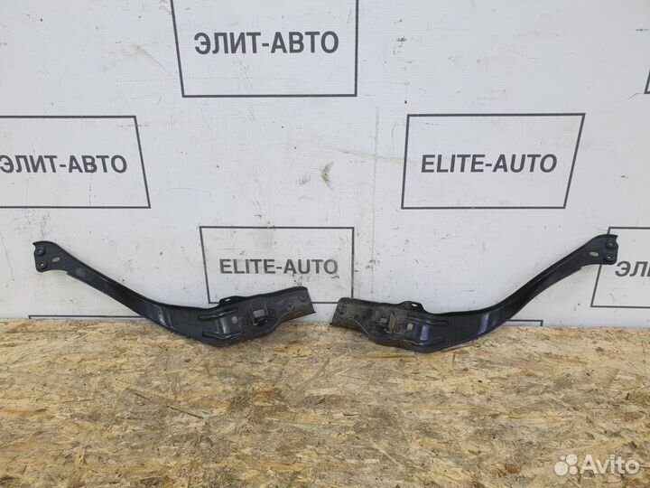 Кронштейн фары Mercedes W212 E