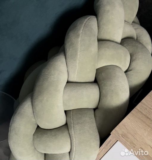 Бортик-коса в детскую кроватку