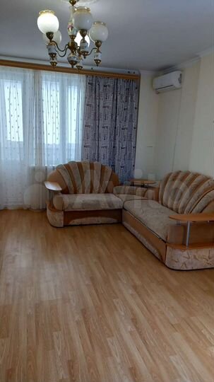 2-к. квартира, 65 м², 4/9 эт.