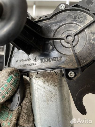 Моторчик стеклоочистителя Renault Duster с 2012 го