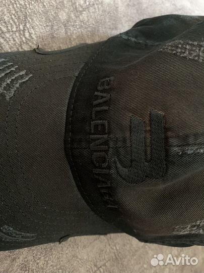 Бейсболка balenciaga черная 57 см