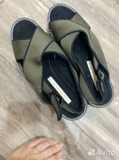 Босоножки zara
