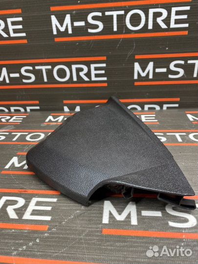 Накладка панели левая Mercedes-Benz C-Class W203