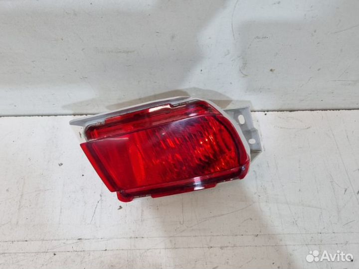 Фонарь противотуманный задний правый Toyota Land