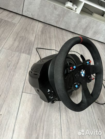 Руль thrustmaster t300
