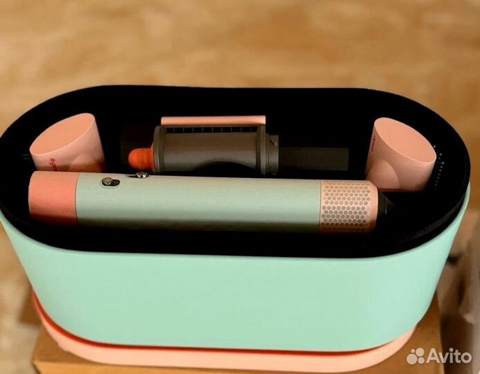 Стайлер Dysоn Фен