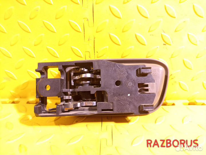 Ручка двери внутренняя правая Chery Fora A21