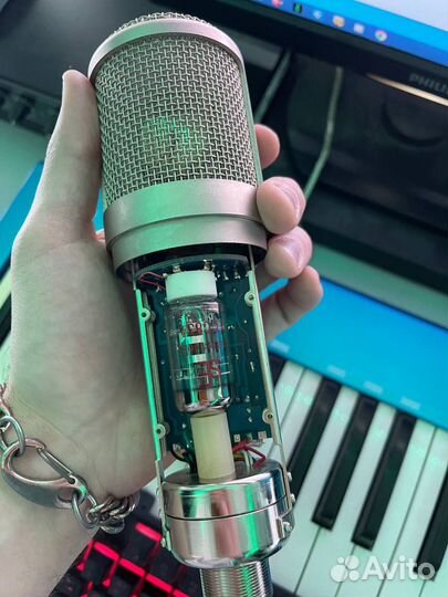 Конденсаторный микрофон sE Electronics z5600 a2