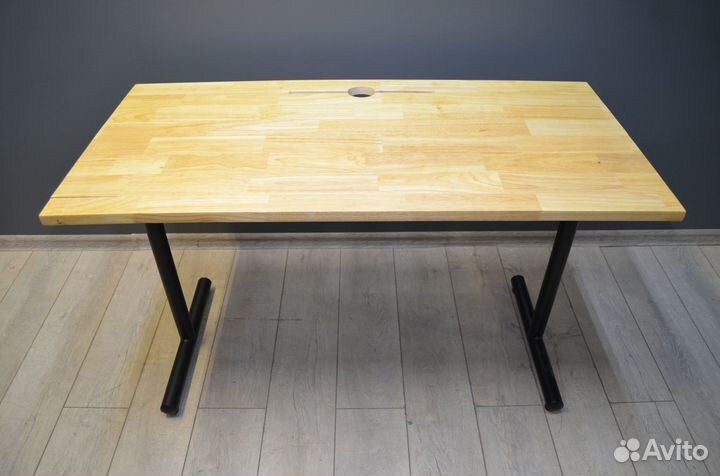 Стол письменный