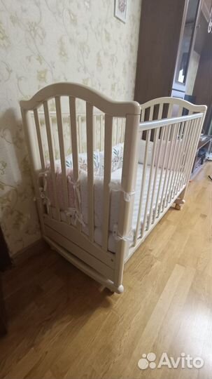 Детская кроватка